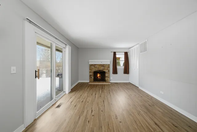 $399,000 | 2612 Mitchell Drive, Woodridge, IL 60517