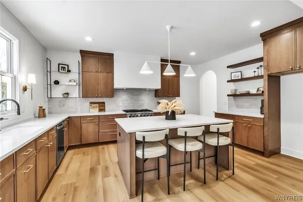 $829,900 | 9767 Greiner Road, Clarence, NY 14031