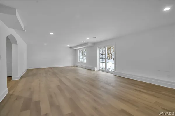 $829,900 | 9767 Greiner Road, Clarence, NY 14031