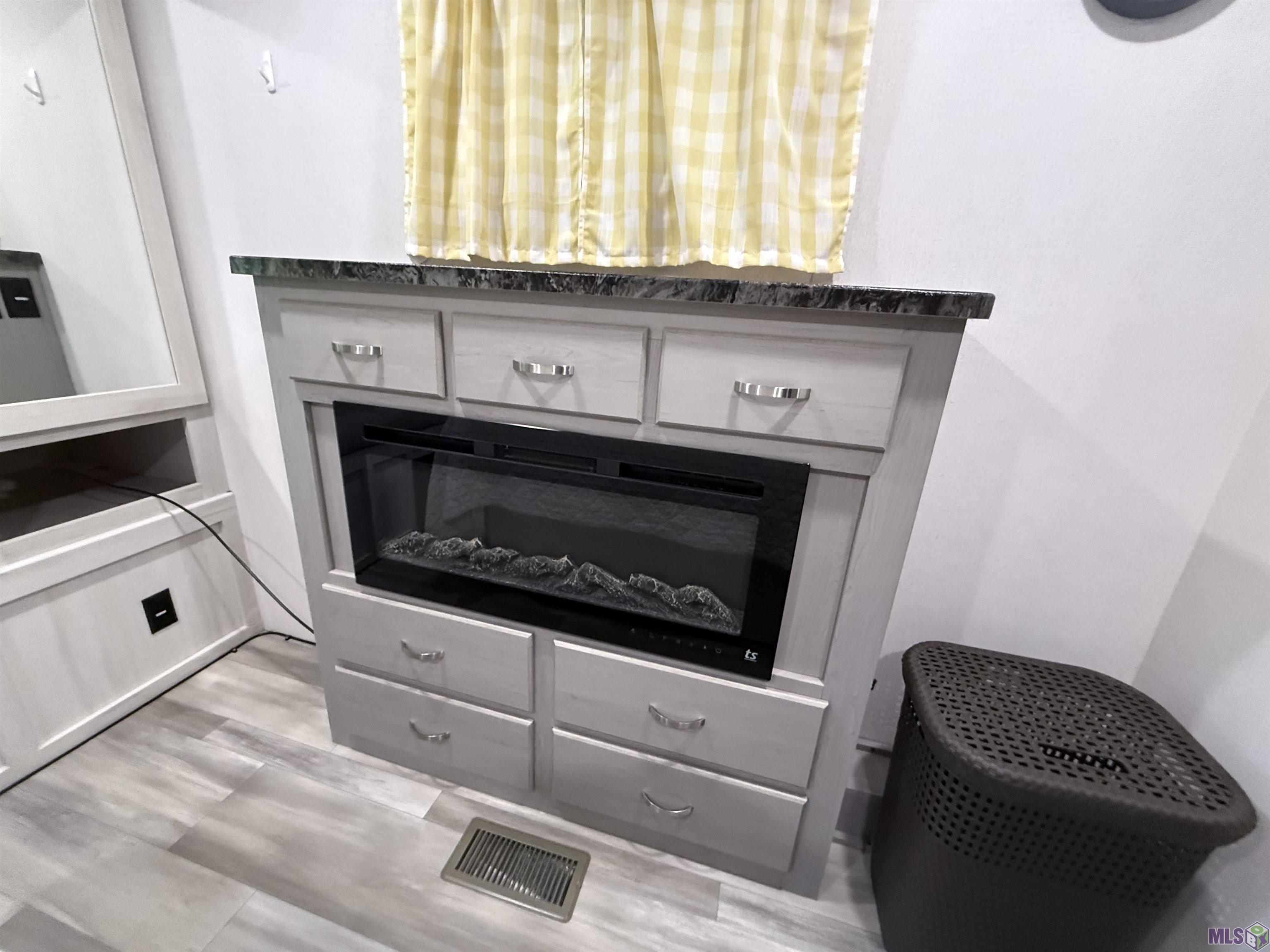 8562 Island Road Ventress, LA 70783 - Photo 9 of 16