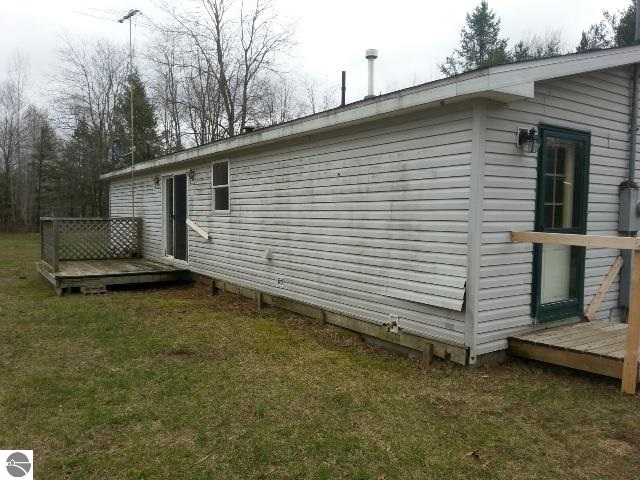 5250 Dale Road Beaverton, MI 48612 - Photo 3 of 15 1779970-2.JPG