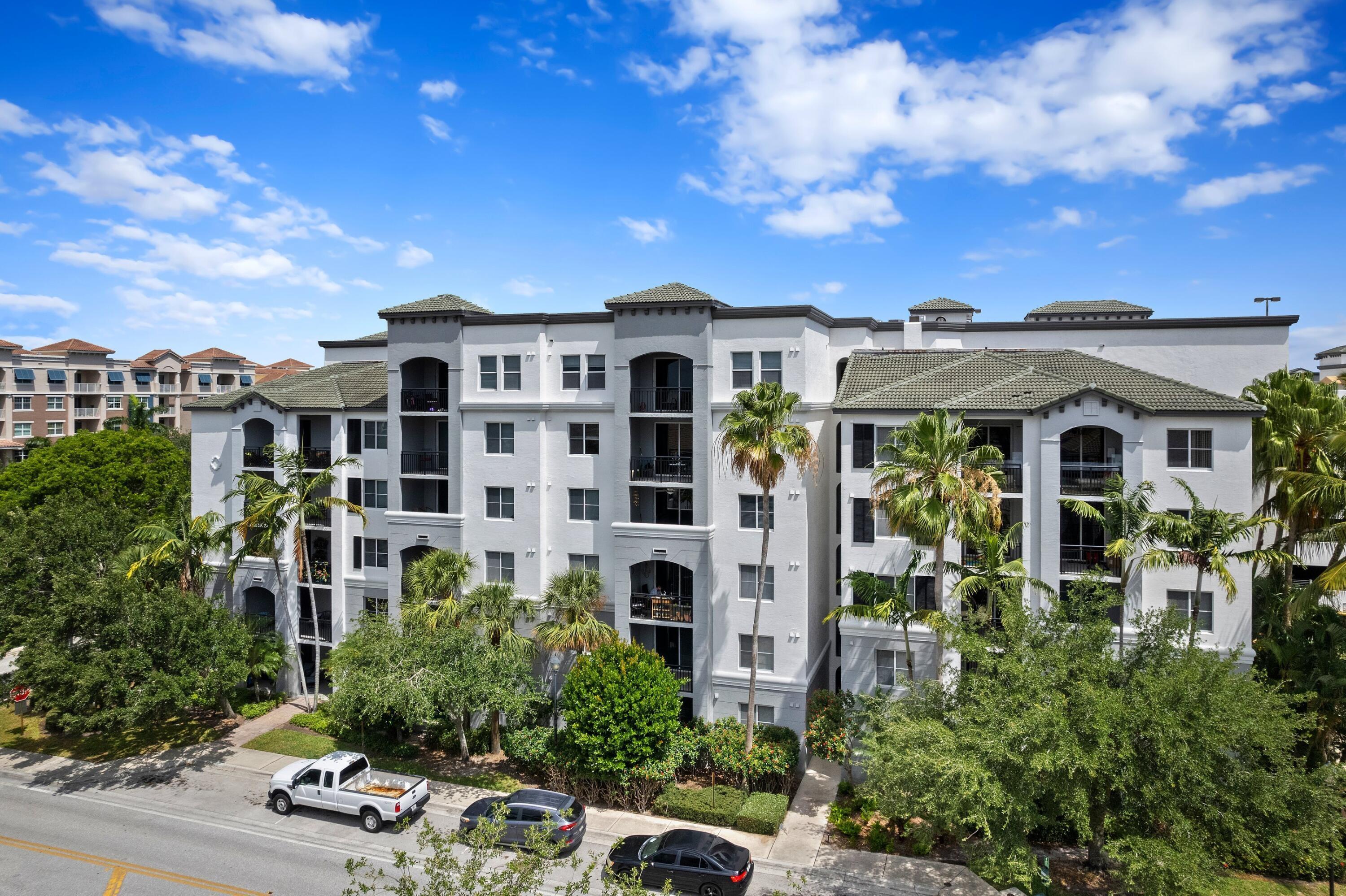 1660 Renaissance Commons Boulevard, Unit 2629 Boynton Beach, FL 33426 - Photo 18 of 25 Front Exterior