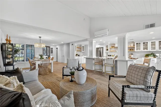 $2,295,000 | 18 East Malaga Place, Manhattan Beach, CA 90266