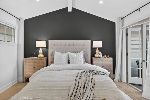 $2,295,000 | 18 East Malaga Place, Manhattan Beach, CA 90266