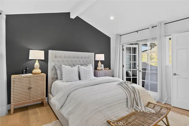 $2,295,000 | 18 East Malaga Place, Manhattan Beach, CA 90266