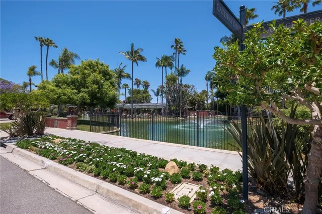 $2,295,000 | 18 East Malaga Place, Manhattan Beach, CA 90266