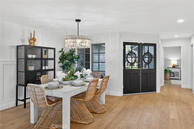 $2,295,000 | 18 East Malaga Place, Manhattan Beach, CA 90266
