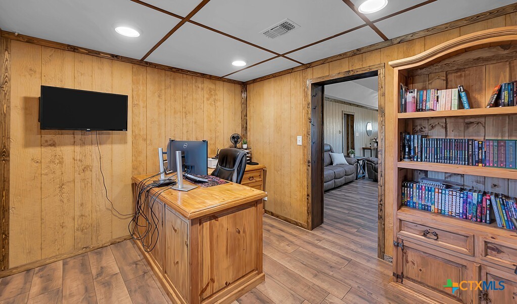 10280 South Whitehall Road Temple, TX 76504 - Photo 11 of 48