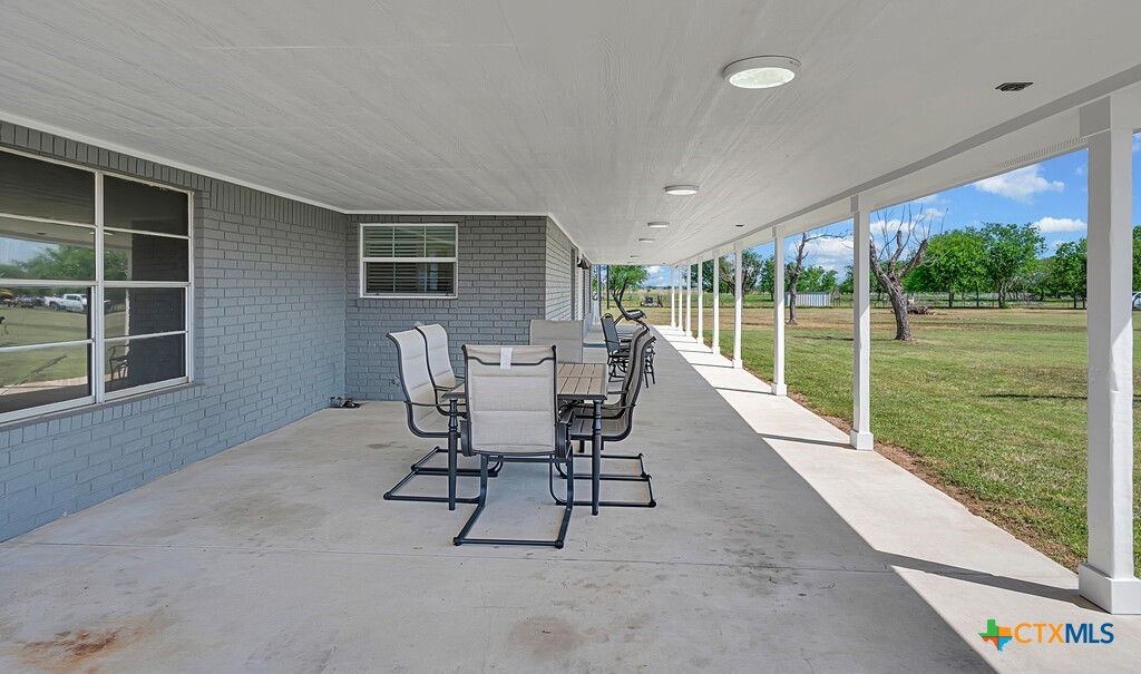 10280 South Whitehall Road Temple, TX 76504 - Photo 4 of 48