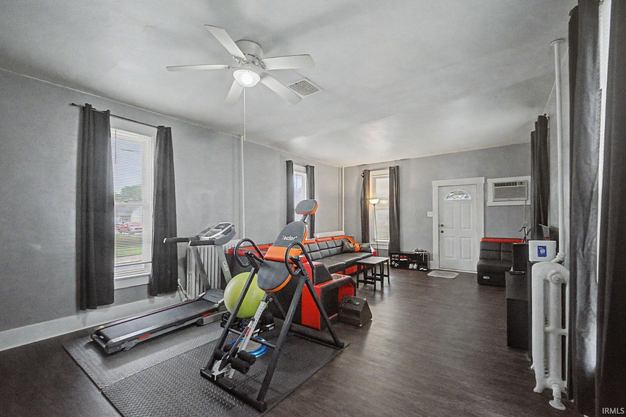 358 Sims Street Frankfort, IN 46041 - Photo 9 of 25