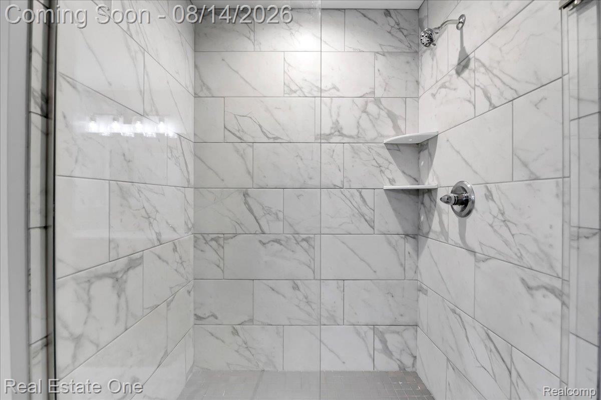 72221 Fisher Road Romeo, MI 48065 - Photo 23 of 40 27-72221 Fisher Rd_26.jpg