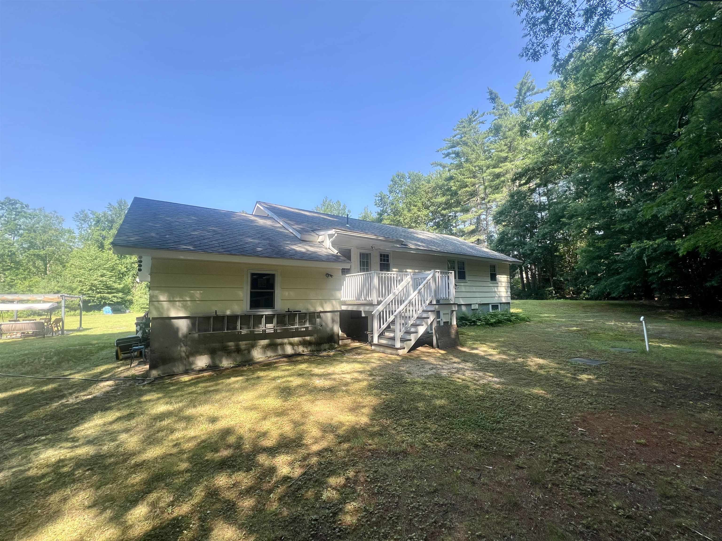 69 Bean Road Merrimack, NH 03054 - Photo 5 of 49