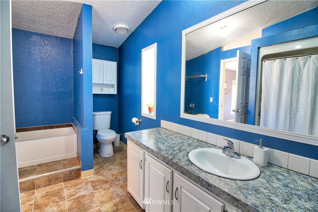 19310 Loganberry Street Southwest Rochester, WA 98579 - Photo 19 of 25