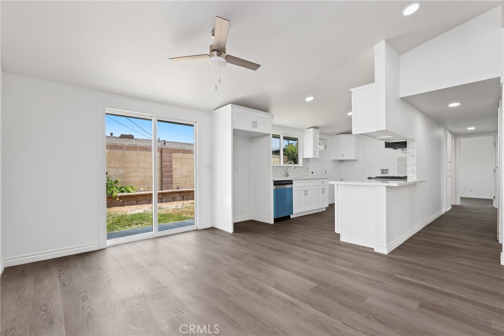 930 Emerald Street Anaheim, CA 92804 - Photo 5 of 21