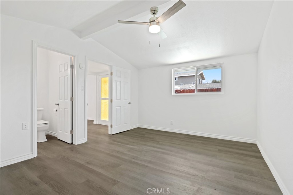 930 Emerald Street Anaheim, CA 92804 - Photo 10 of 21