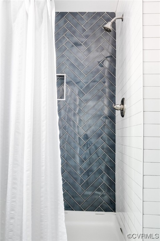 2225 Brookwood Road Richmond, VA 23235 - Photo 23 of 34 a bathroom with a shower