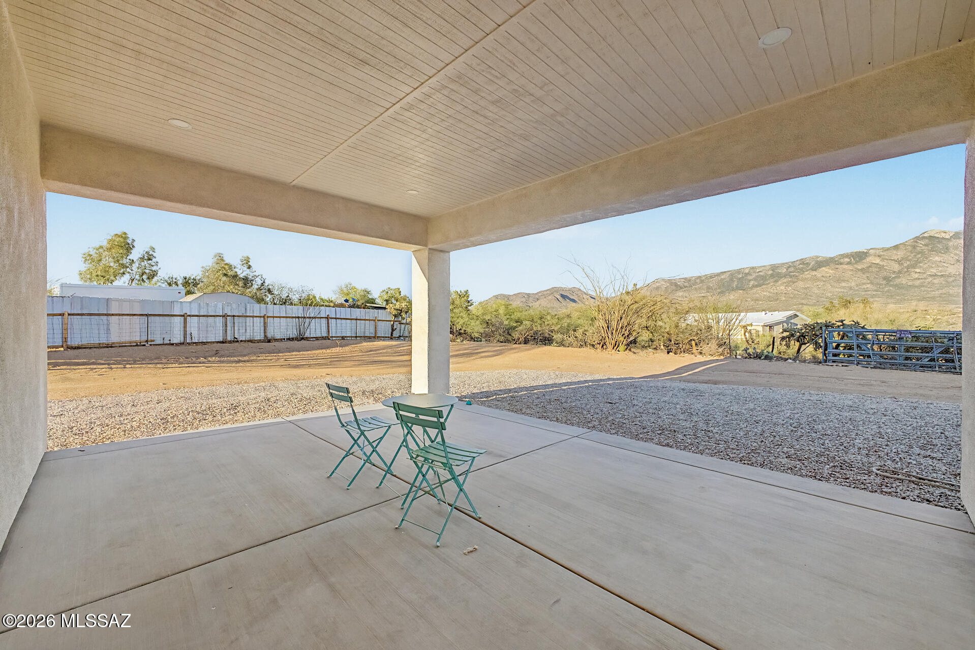 4601 East Magoo Road Tucson, AZ 85739 - Photo 20 of 38 a view of balcony with furniture