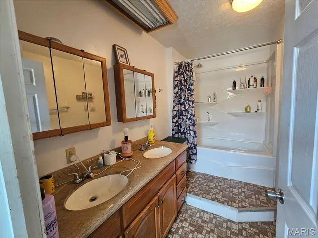 $112,000 | 410 West Water Street, Pinckneyville, IL 62274