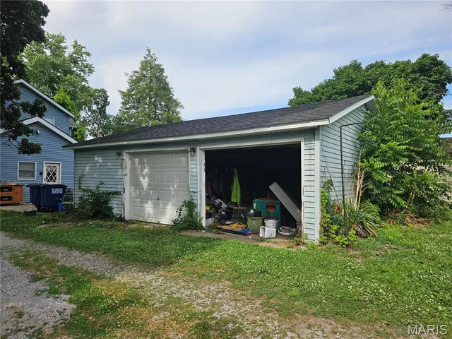 $112,000 | 410 West Water Street, Pinckneyville, IL 62274