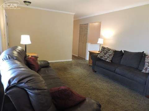2480 Murphy Road Flint, MI 48504 - Photo 3 of 29 20440391-2.JPG