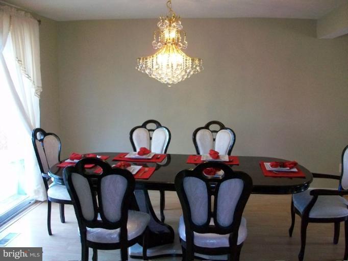9334 Burke Road Burke, VA 22015 - Photo 10 of 14 Dining Room
