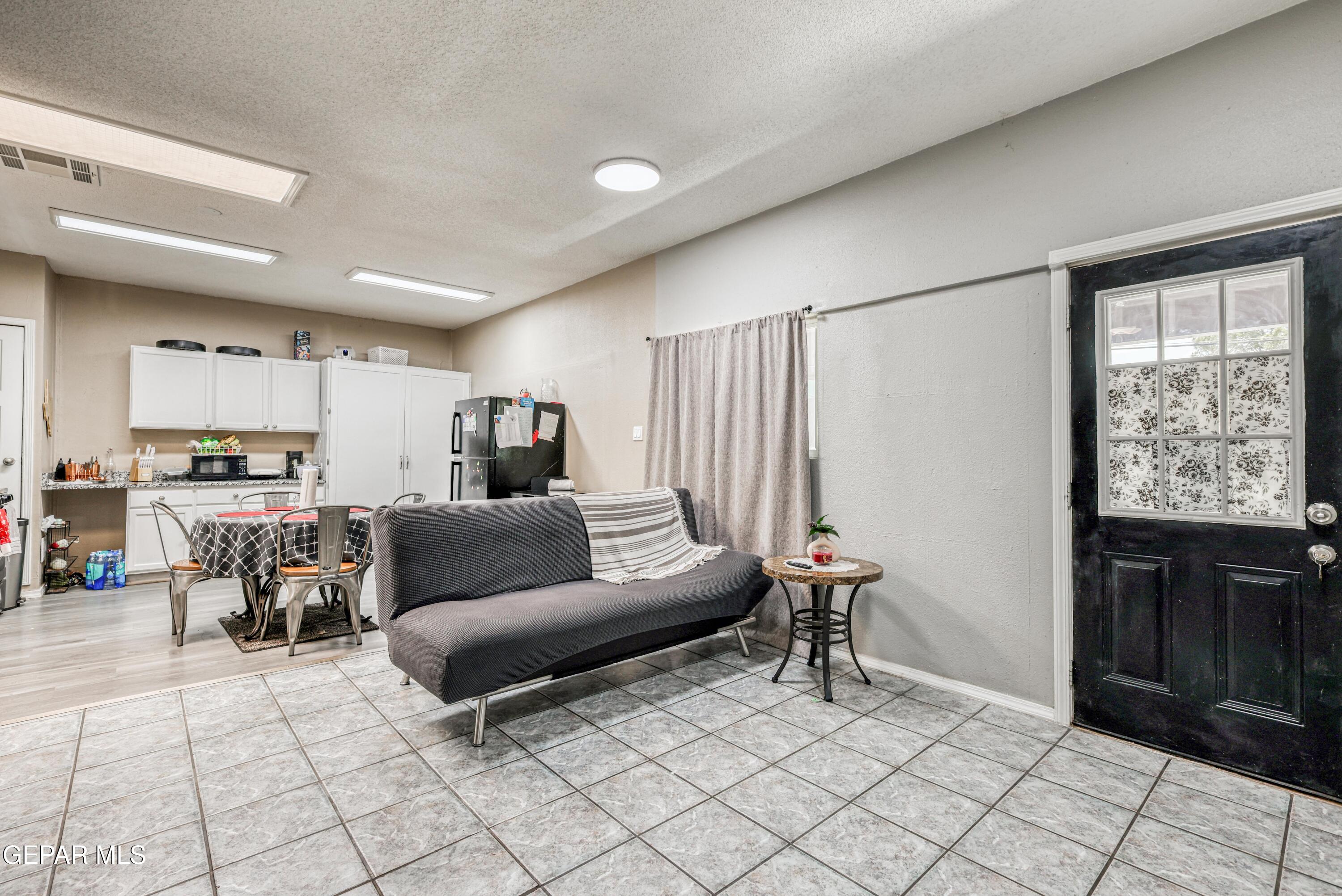 8751 Winchester Road El Paso, TX 79907 - Photo 12 of 65 12