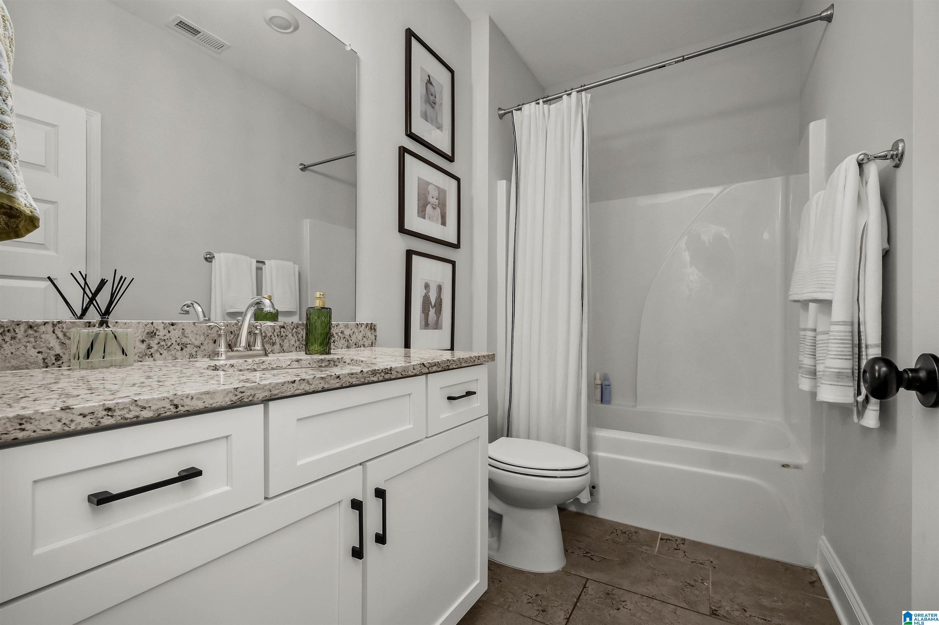 208 Mayfair Park Alabaster, AL 35114 - Photo 26 of 54