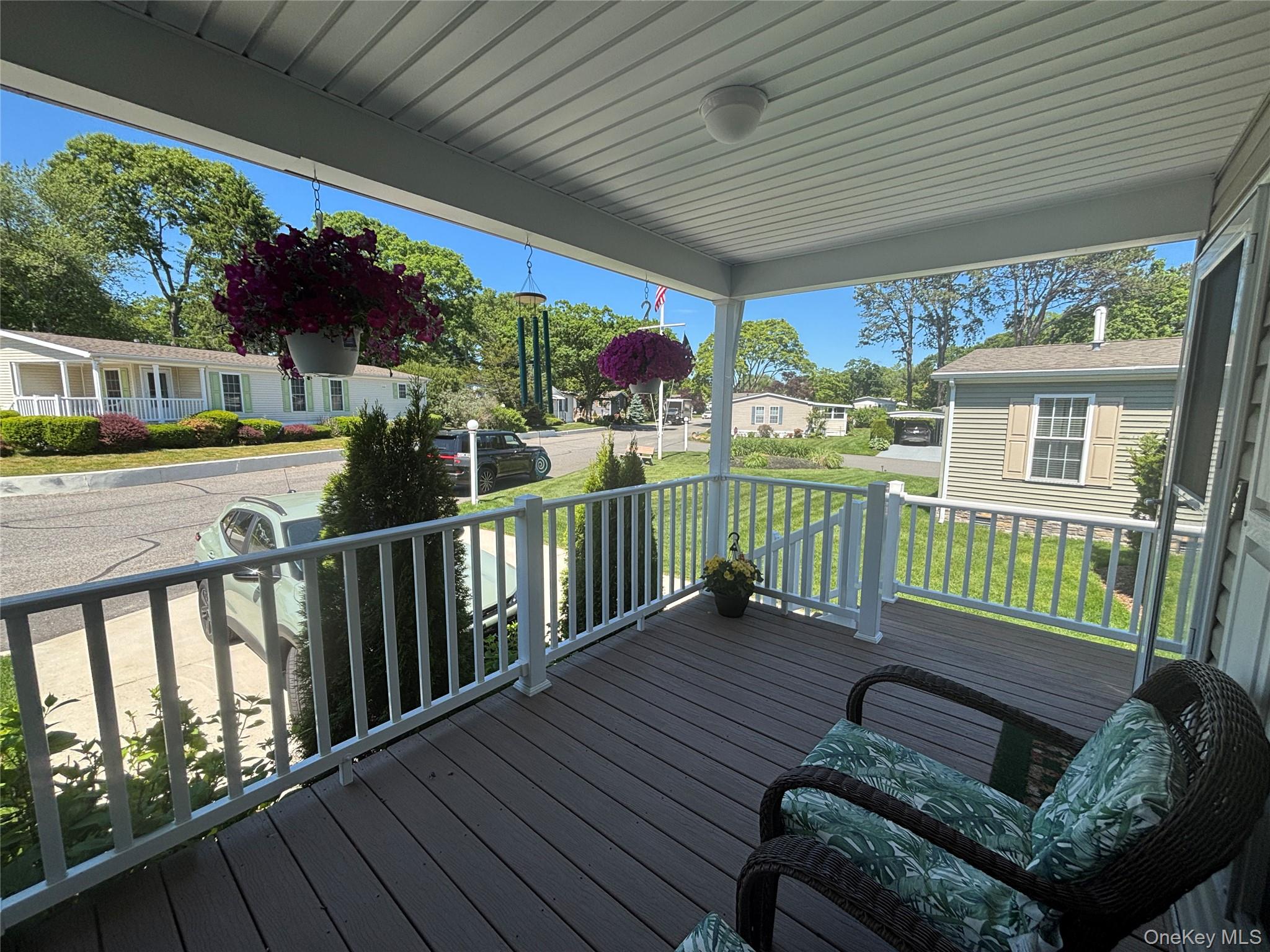 1661 Old Country Road, Unit 351B Riverhead, NY 11901 - Photo 4 of 39
