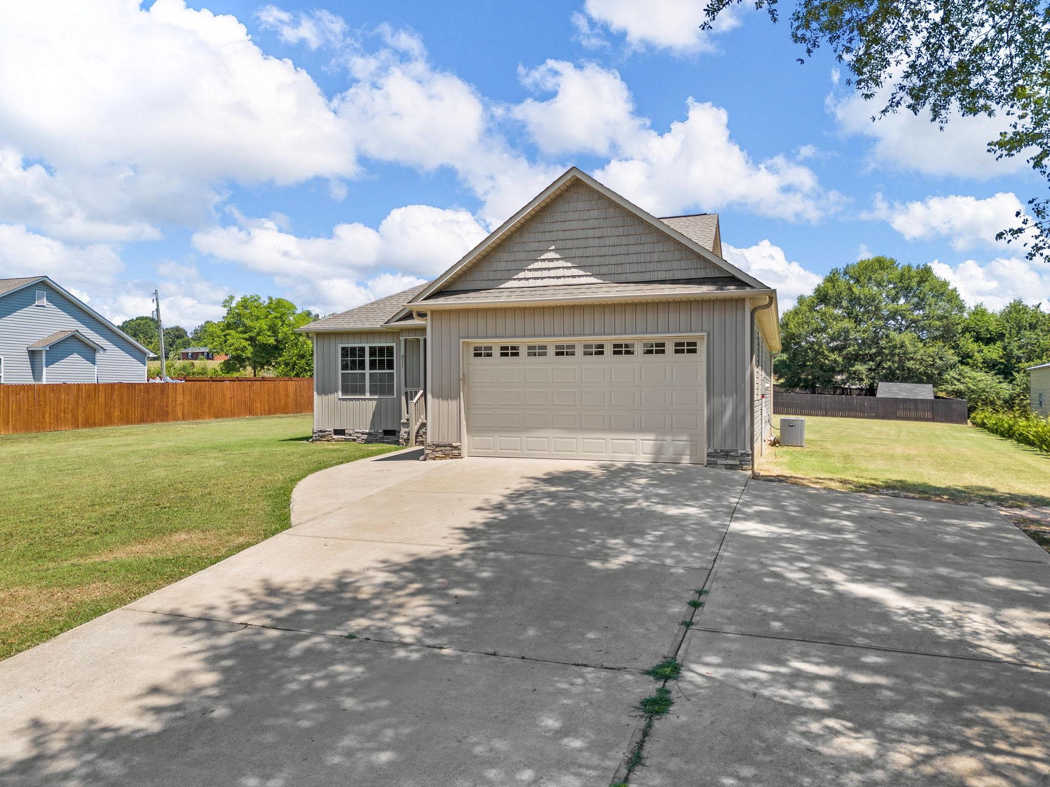 911 Clark Road Inman, SC 29349 - Photo 2 of 35 Gallery Image 2