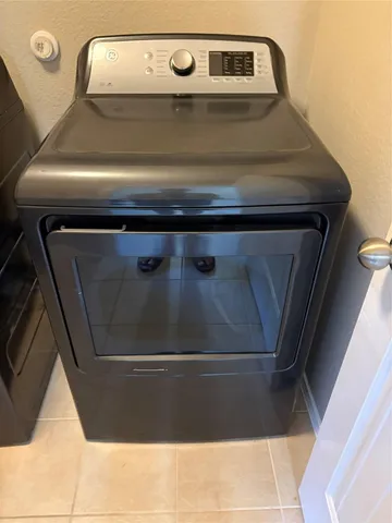 $1,900 | 185 Housefinch Loop, Leander, TX 78641