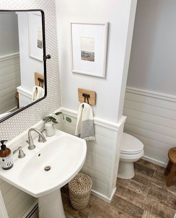 20 Crescent Drive Salem, MA 01970 - Photo 16 of 21 a bathroom with a sink mirror and toilet