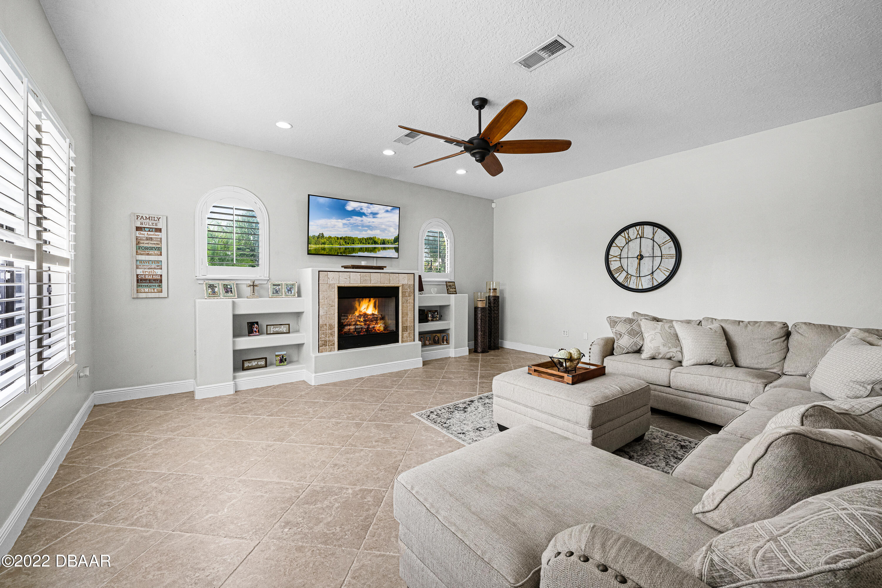 106 Via Rosa Court DeBary, FL 32713 - Photo 15 of 60 106-via-rosa-court--debary--fl-32713---1