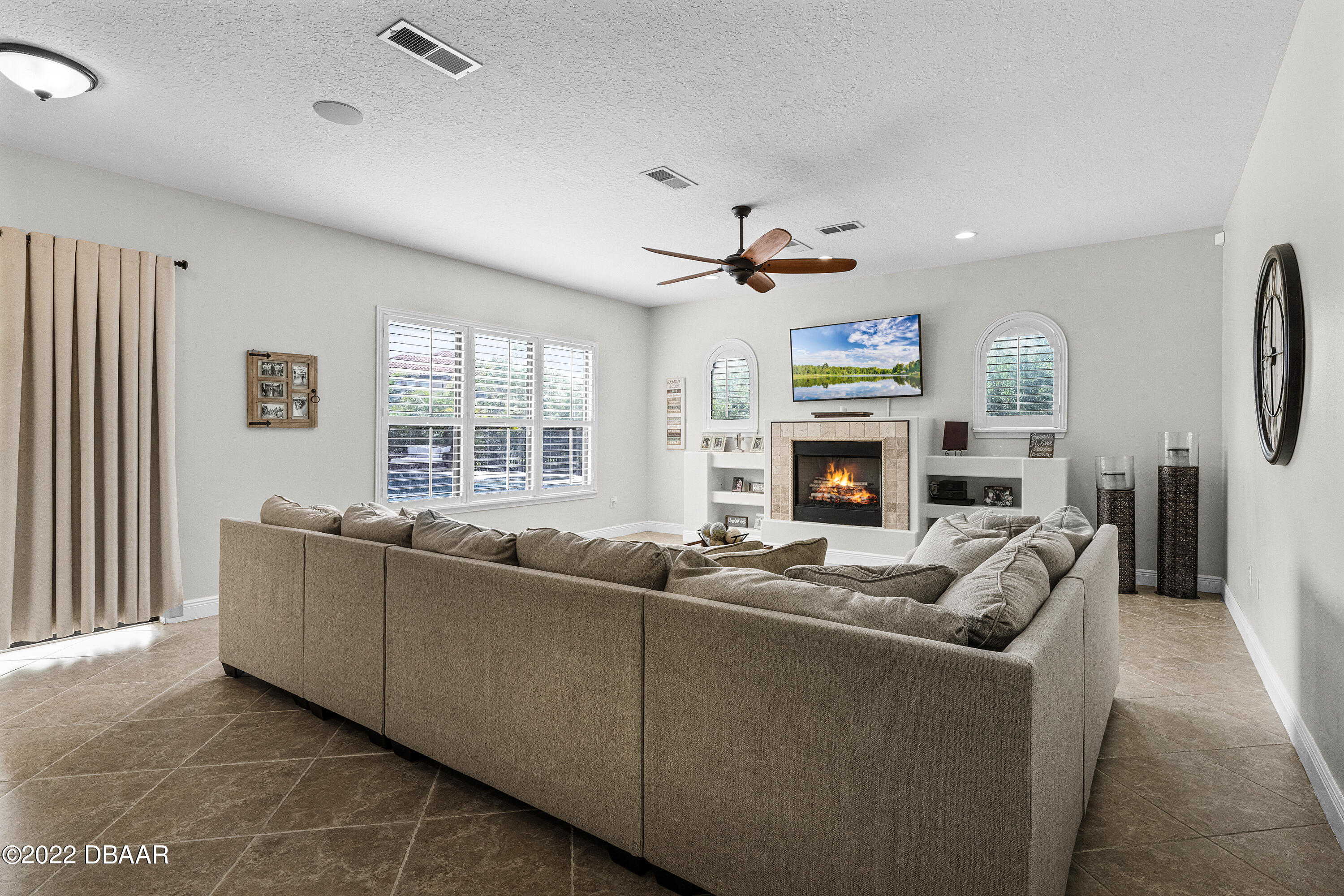106 Via Rosa Court DeBary, FL 32713 - Photo 16 of 60 106-via-rosa-court--debary--fl-32713---1