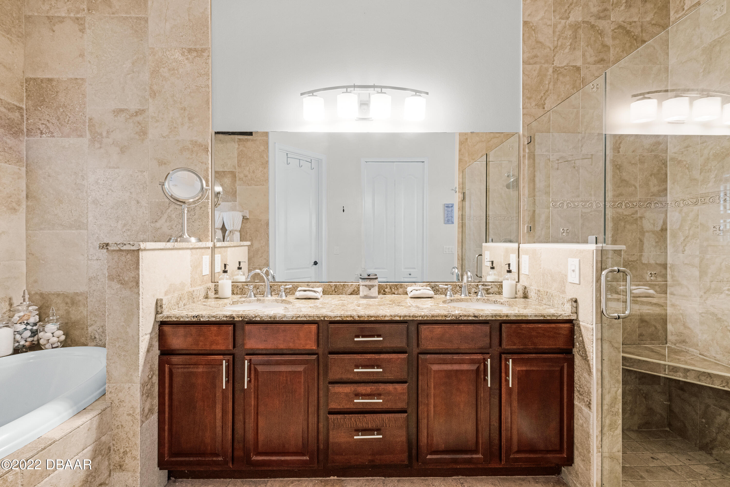 106 Via Rosa Court DeBary, FL 32713 - Photo 19 of 60 106-via-rosa-court--debary--fl-32713---2