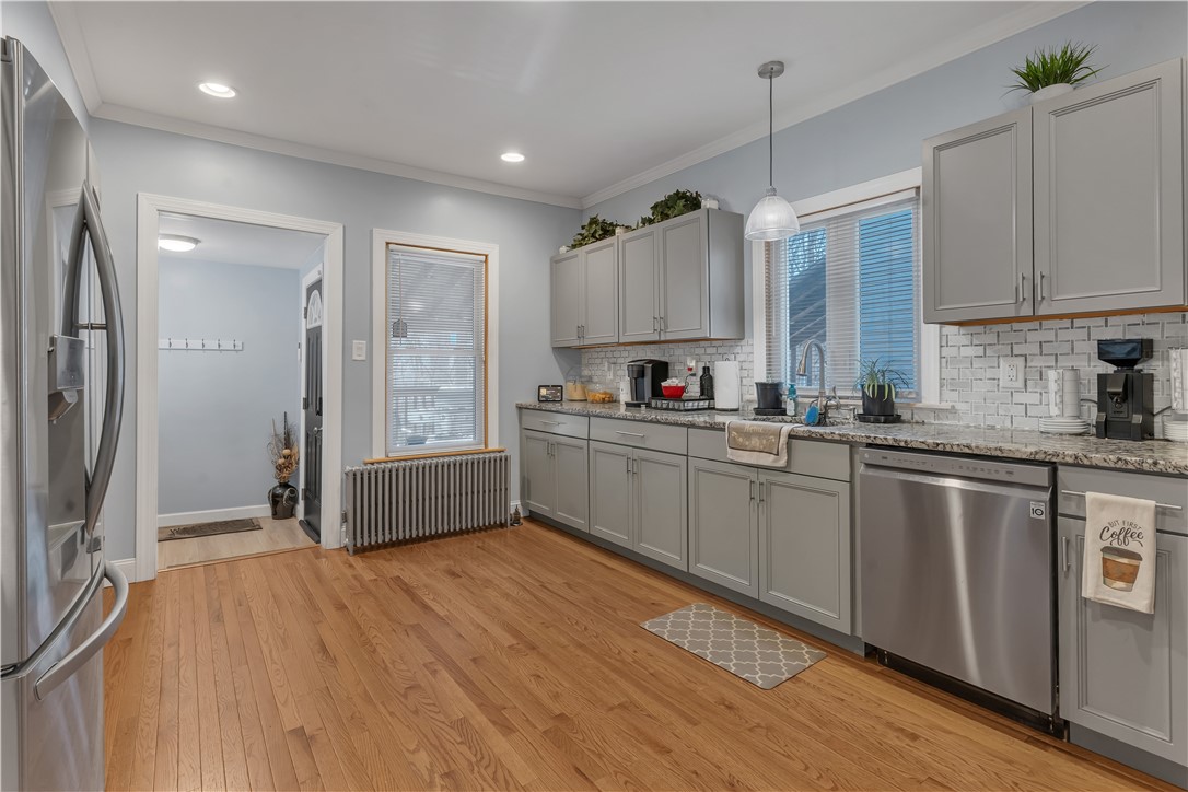 70 West Park Place Woonsocket, RI 02895 - Photo 5 of 36