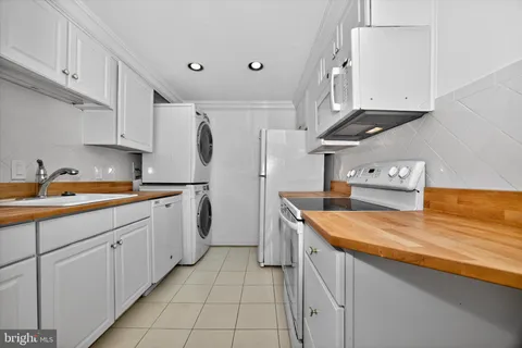 $365,000 | 4601 North Park Avenue, Unit 417, Chevy Chase, MD 20815