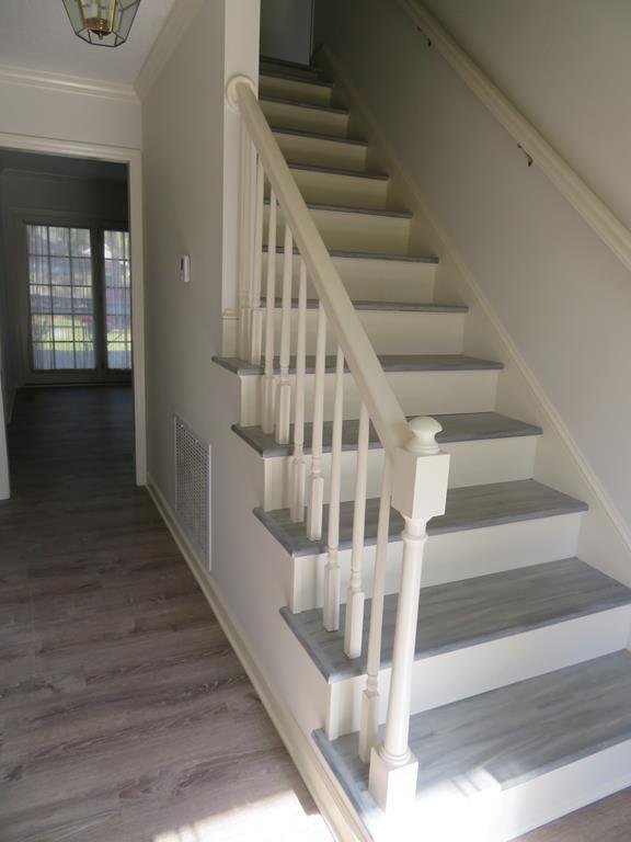 109 Nottingham Road Jacksonville, NC 28540 - Photo 3 of 62 Nice Foyer