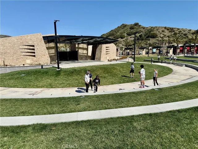 $1,235,000 | 20769 Lugano Way, Porter Ranch, CA 91326