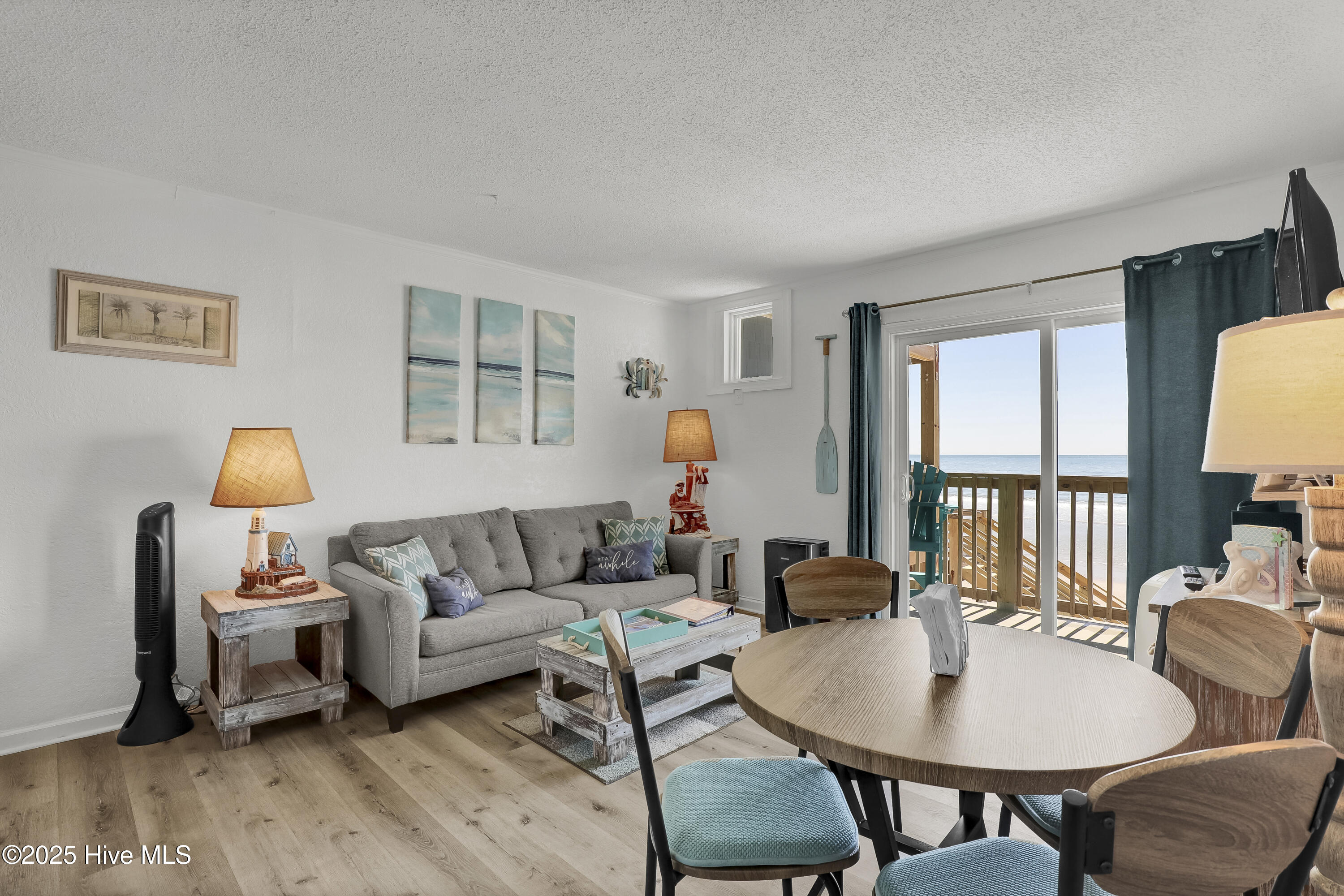 2196 New River Inlet Road, Unit 167 North Topsail Beach, NC 28460 - Photo 4 of 36 6G8A9111