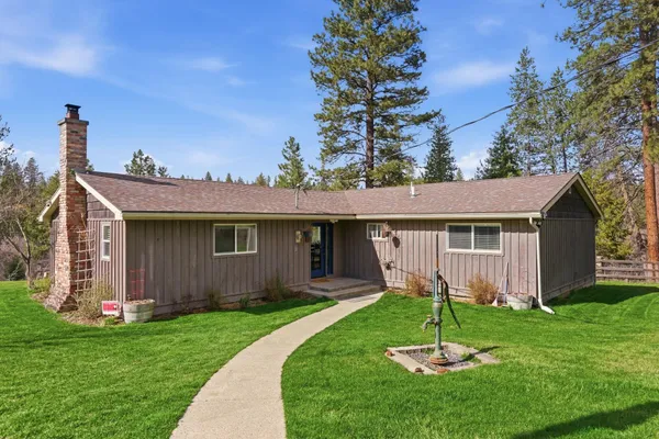 $660,000 | 1020 West South Dragoon Drive, Colbert, WA 99005