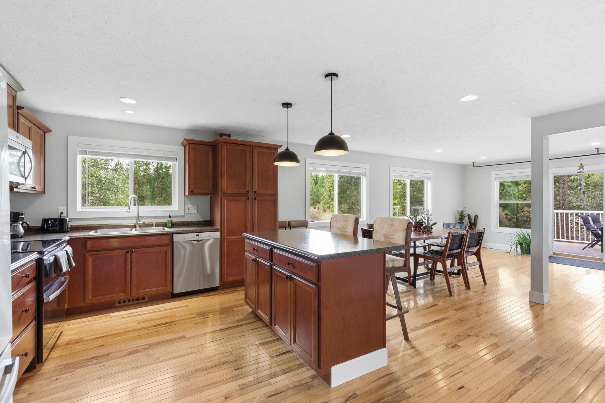 1020 West South Dragoon Drive Colbert, WA 99005 - Photo 5 of 50