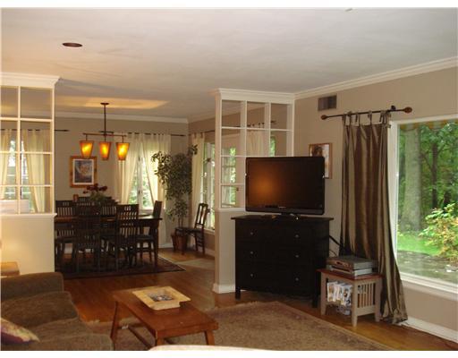 136 Martin Road Pittsburgh, PA 15237 - Photo 8 of 18 Living Room. SUNDRENCEHED WINDOWS ACCENT THE LARGE OPEN FLOOR PLAN LIVING ROOM