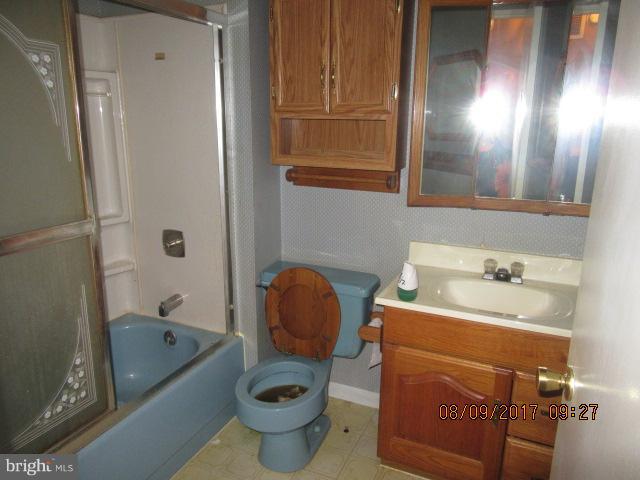 430 Carroll Island Road Baltimore, MD 21220 - Photo 7 of 12 Bath