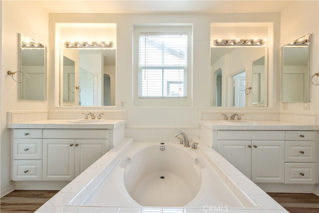 32 Sebastian Irvine, CA 92602 - Photo 20 of 41