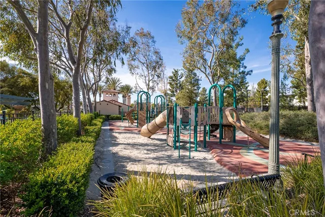 $6,000 | 32 Sebastian, Irvine, CA 92602