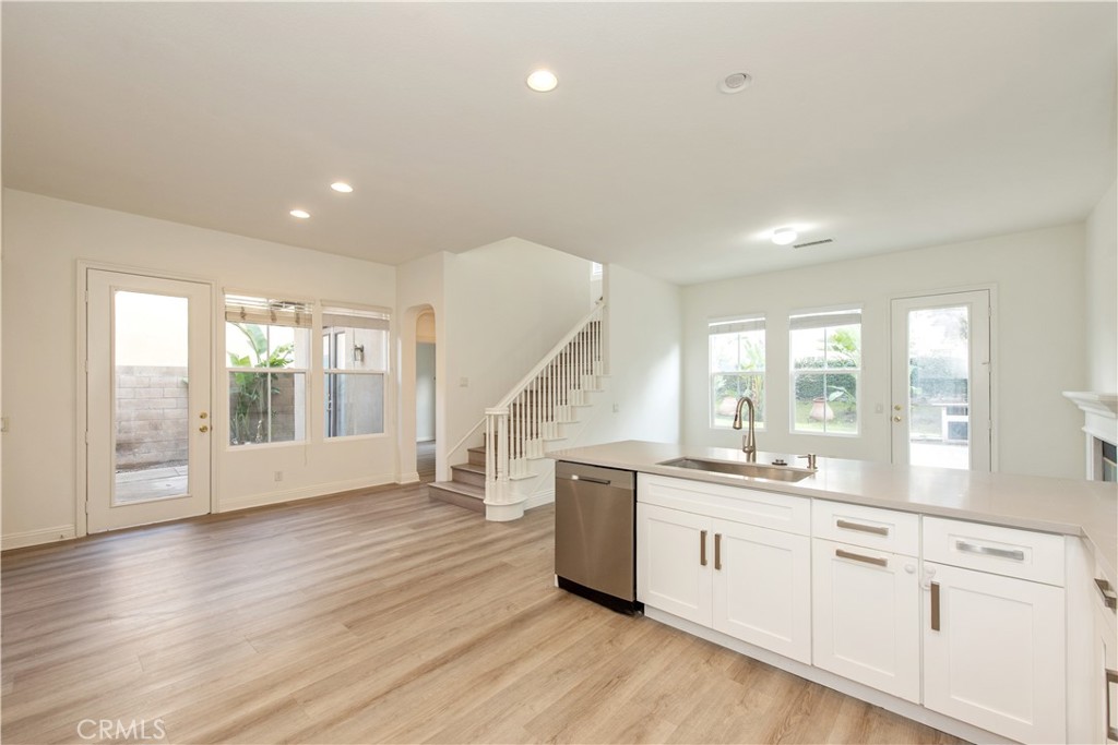 32 Sebastian Irvine, CA 92602 - Photo 4 of 41