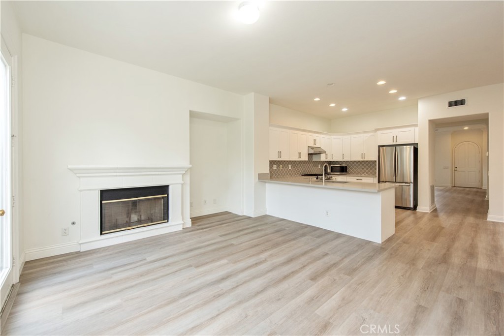 32 Sebastian Irvine, CA 92602 - Photo 6 of 41