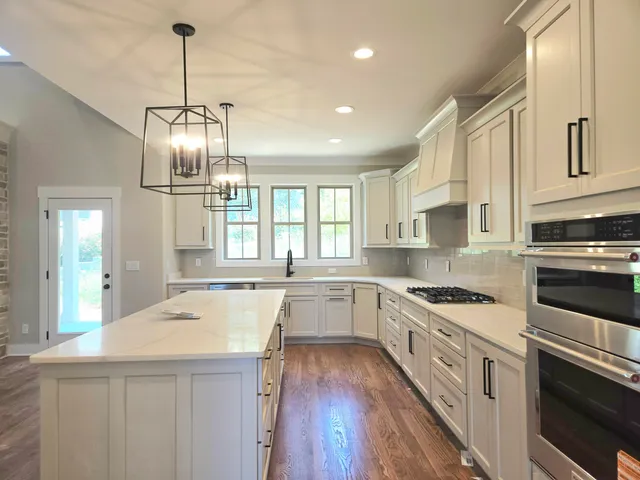 $694,900 | 9892 Trestle Circle, Unit 50, Ooltewah, TN 37363