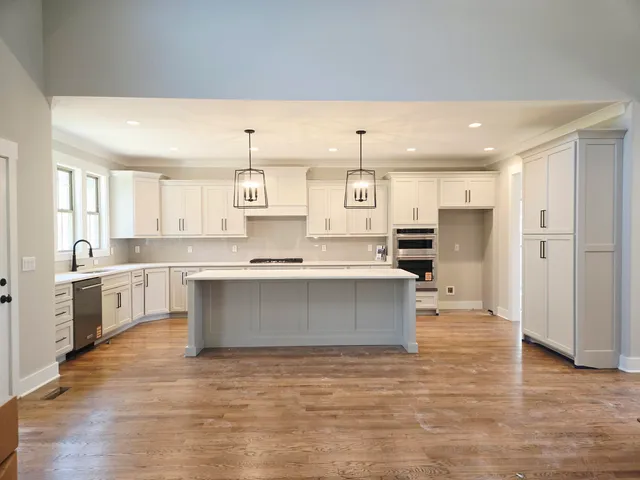 $694,900 | 9892 Trestle Circle, Unit 50, Ooltewah, TN 37363