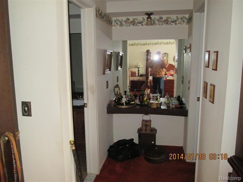 2280 Cumberland Road Rochester, MI 48307 - Photo 16 of 24 Lansdowne and Cumberland 025 (Medium).jpg